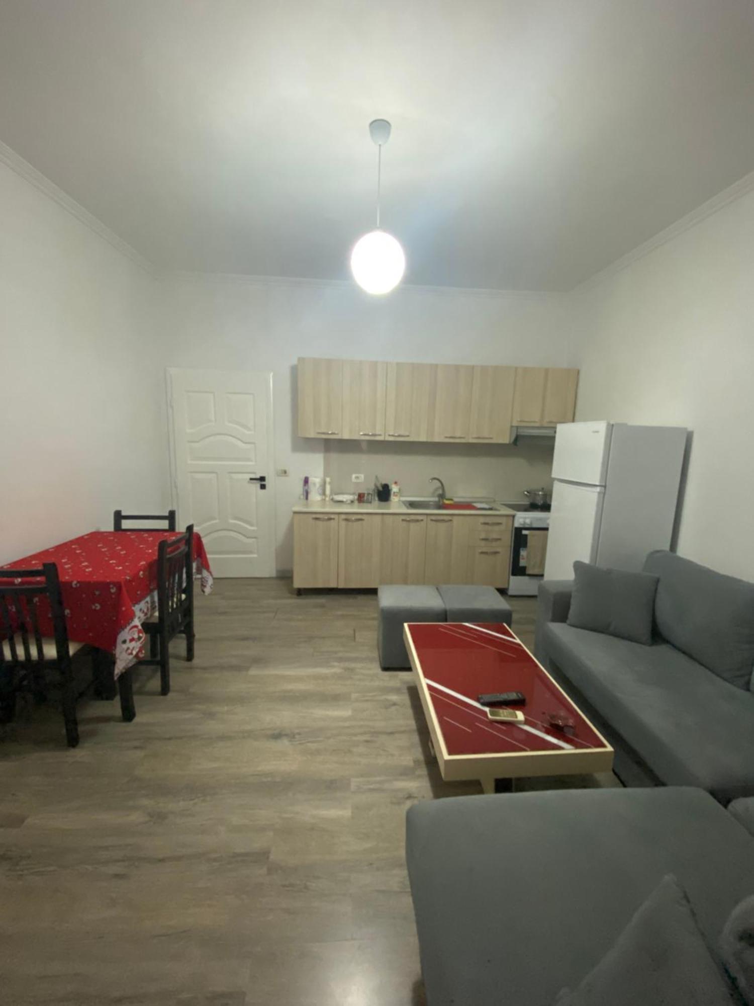 Tirana Leasing&rentals Appartement *